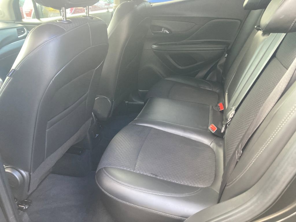 Used 2022 Buick Encore Preferred w/ Safety Package image 29