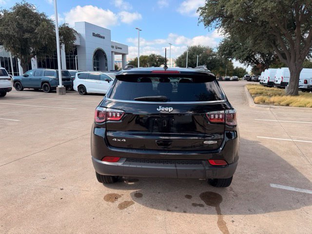 Used 2023 Jeep Compass Latitude AWD/4WD image 6