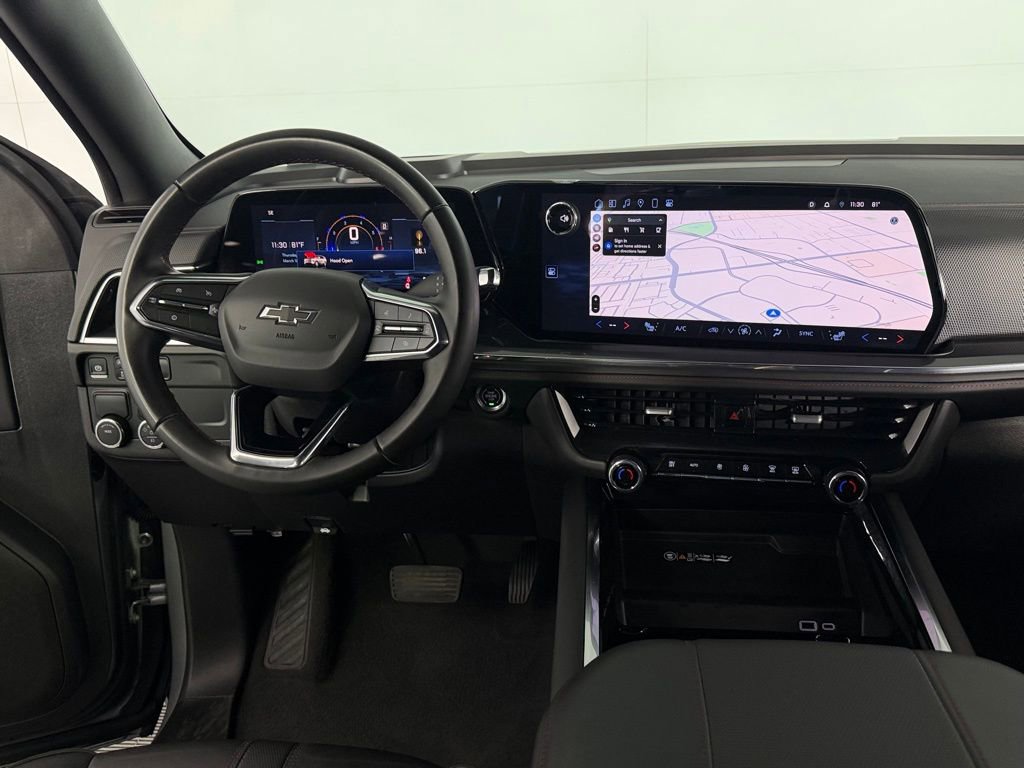Used 2025 Chevrolet Suburban RST RWD image 13