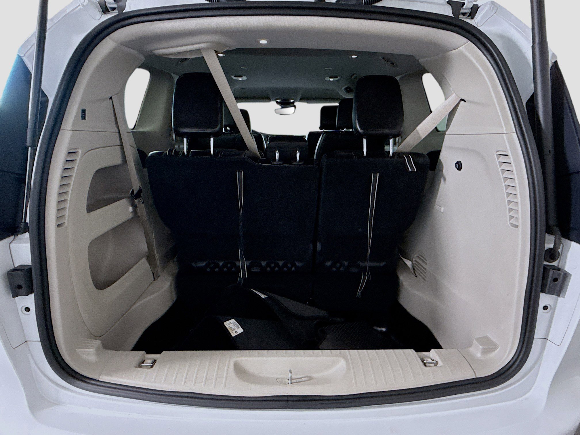 Used 2024 Chrysler Pacifica Touring-L FWD image 33