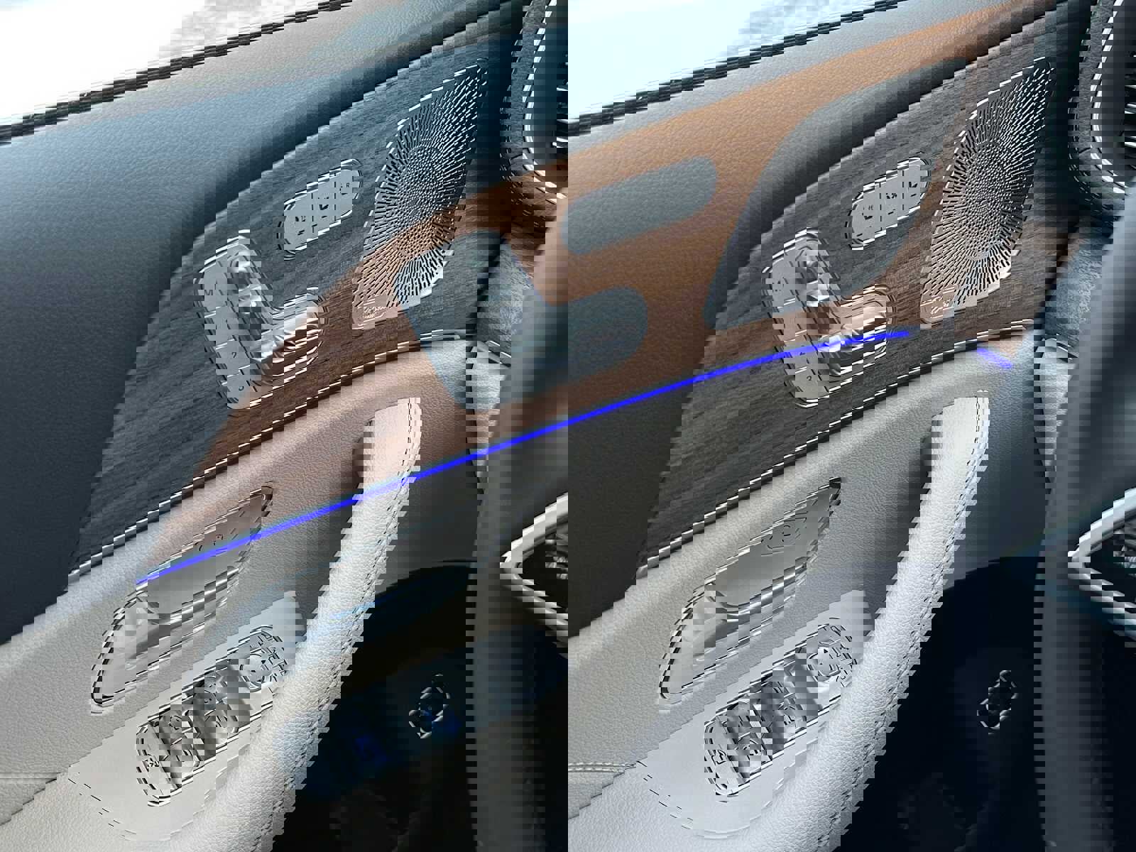 New 2026 Mercedes-Benz GLE 450 4MATIC image 34