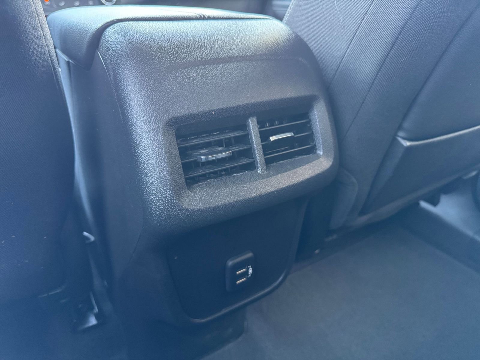 Used 2024 GMC Terrain SLE FWD image 22