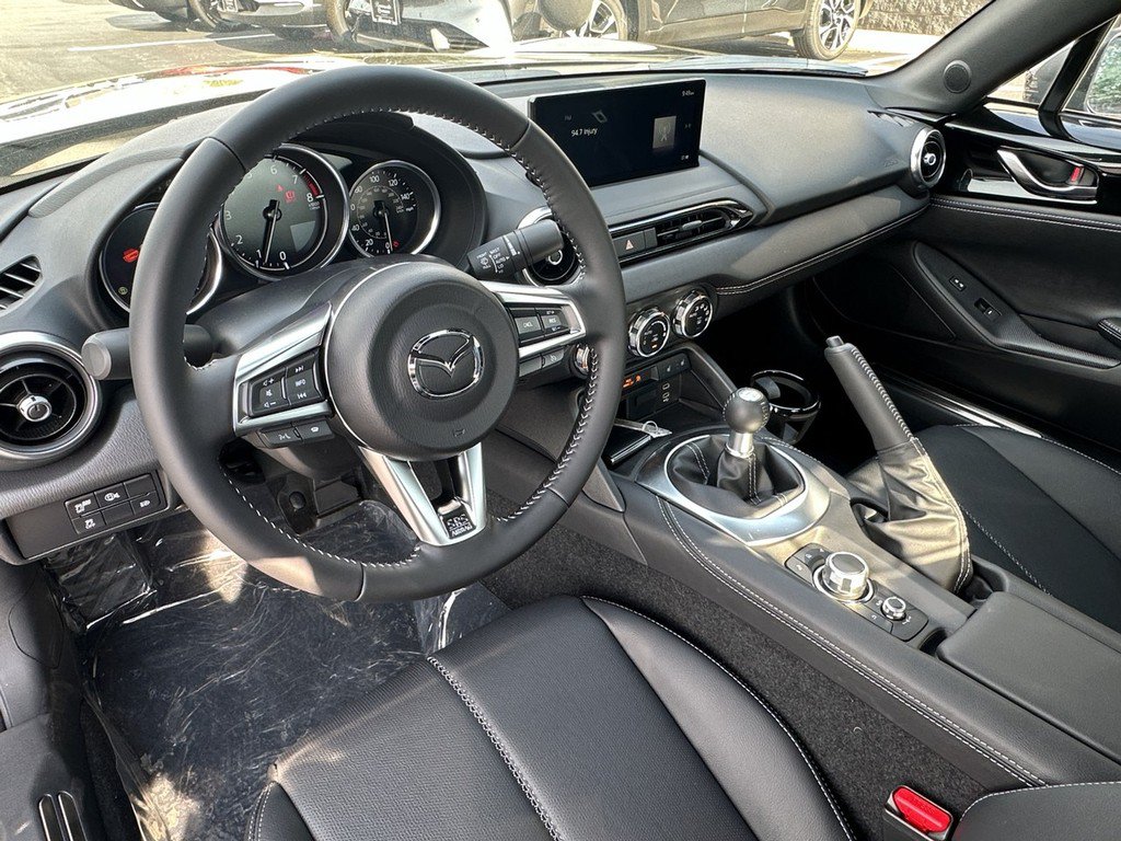 New 2026 MAZDA MX-5 Miata RF Grand Touring RWD image 7