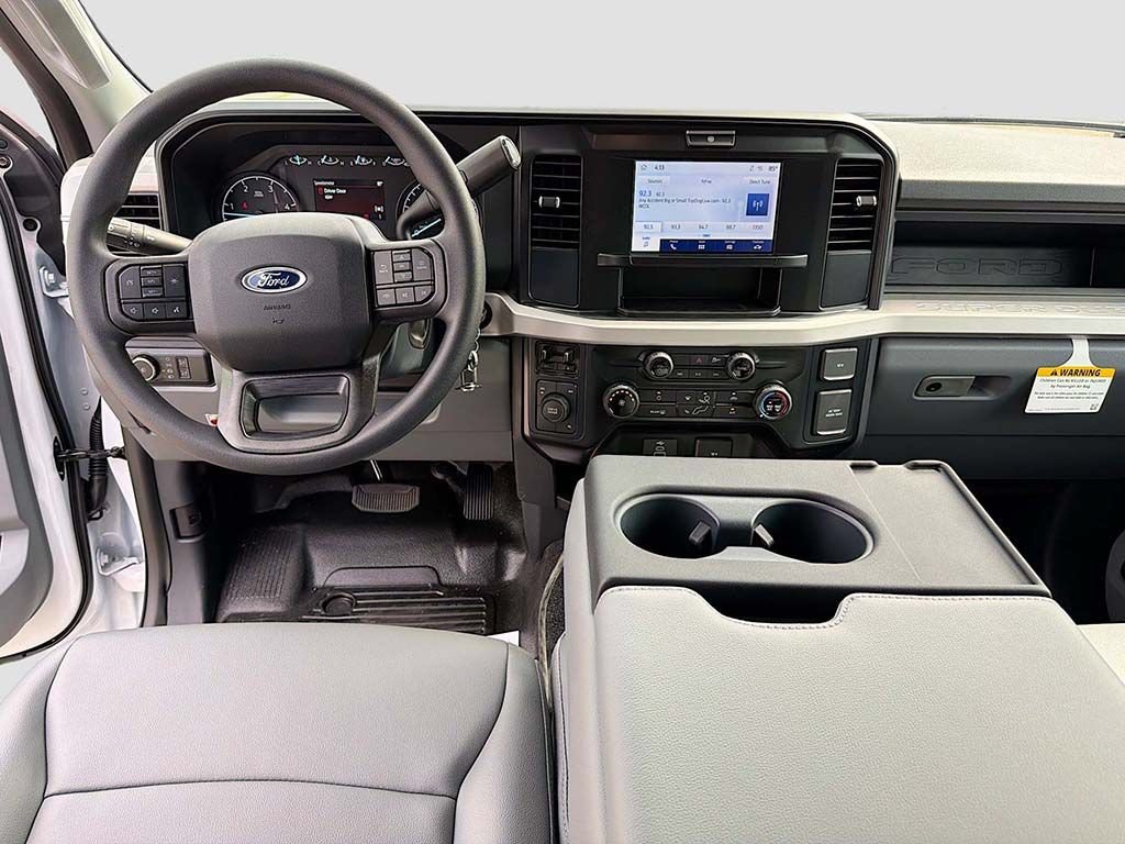 New 2026 Ford F550 4x4 Crew Cab image 22