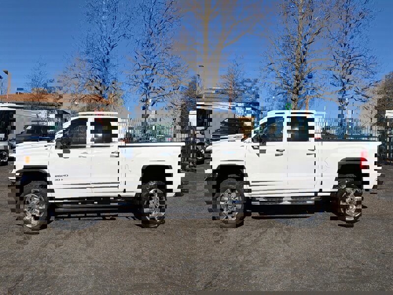 Used 2019 GMC Sierra 2500 SLT w/ Duramax Plus Package image 15