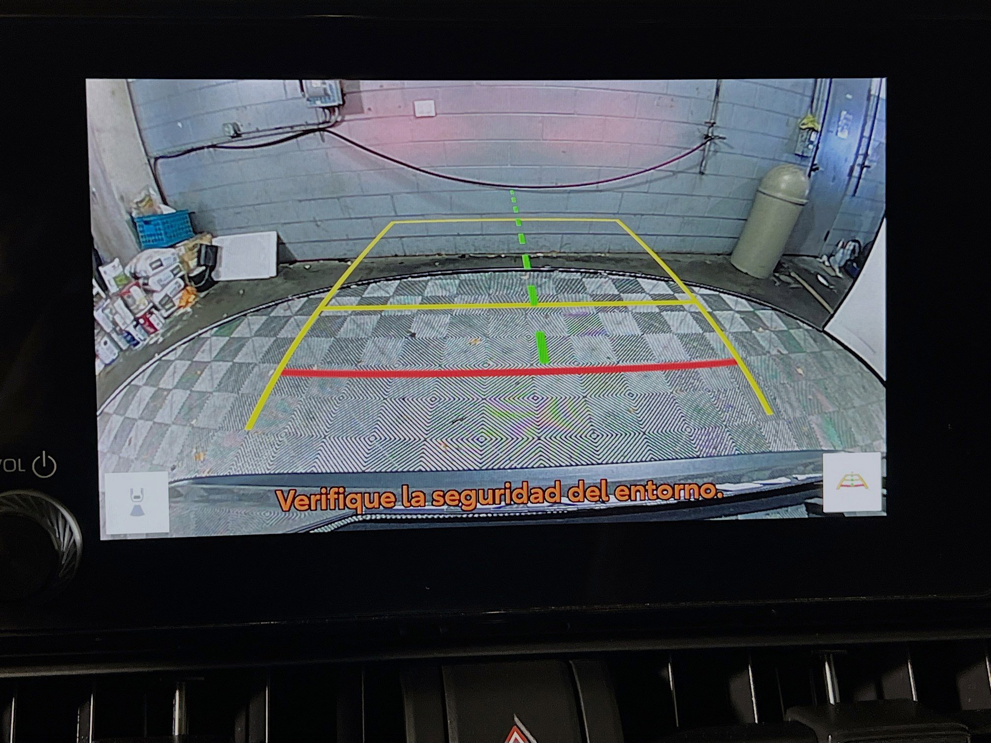 Used 2025 Toyota RAV4 XLE image 28