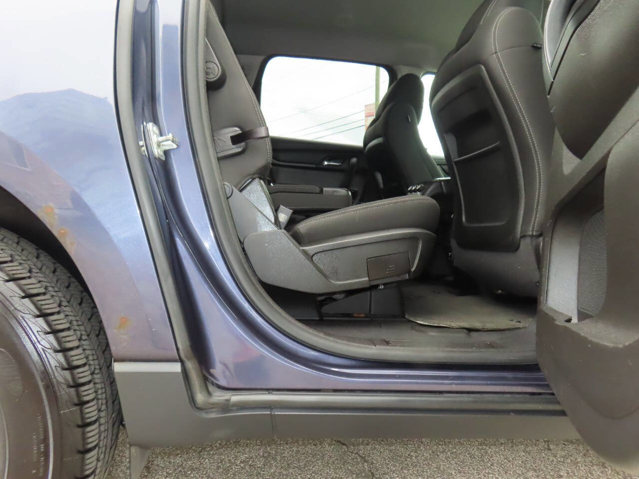 Used 2014 Chevrolet Traverse LT AWD/4WD image 14