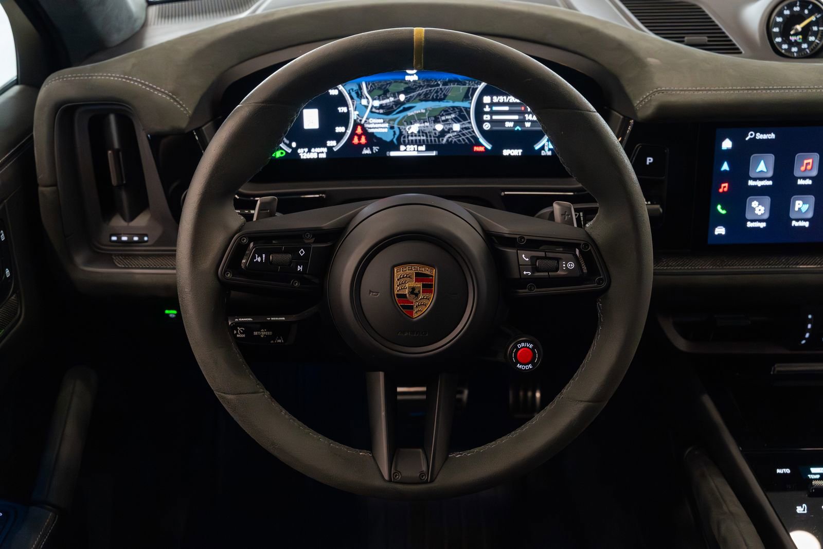 Used 2024 Porsche Cayenne Turbo GT image 13