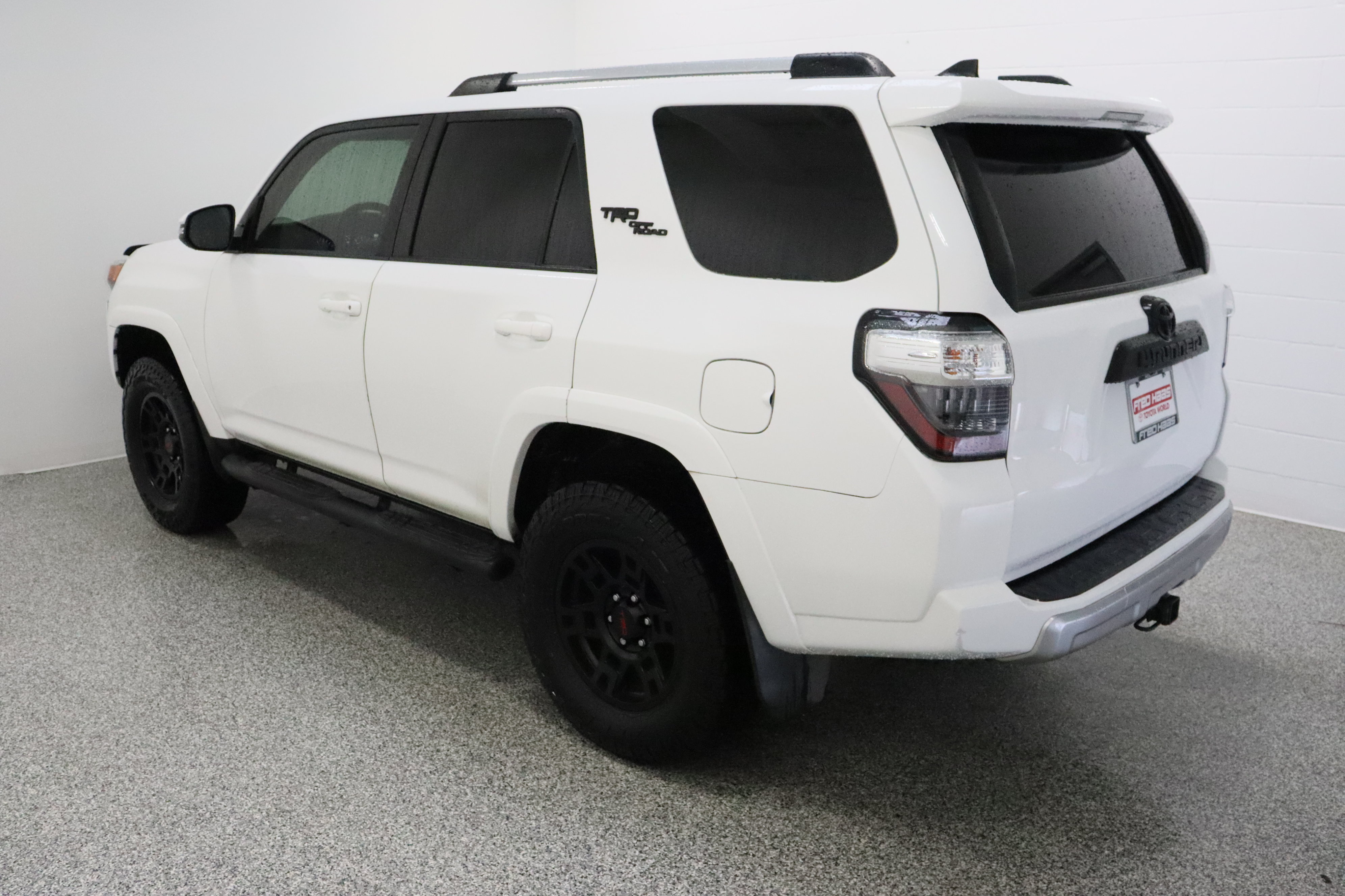 Used 2017 Toyota 4Runner TRD Off-Road Premium AWD/4WD image 9
