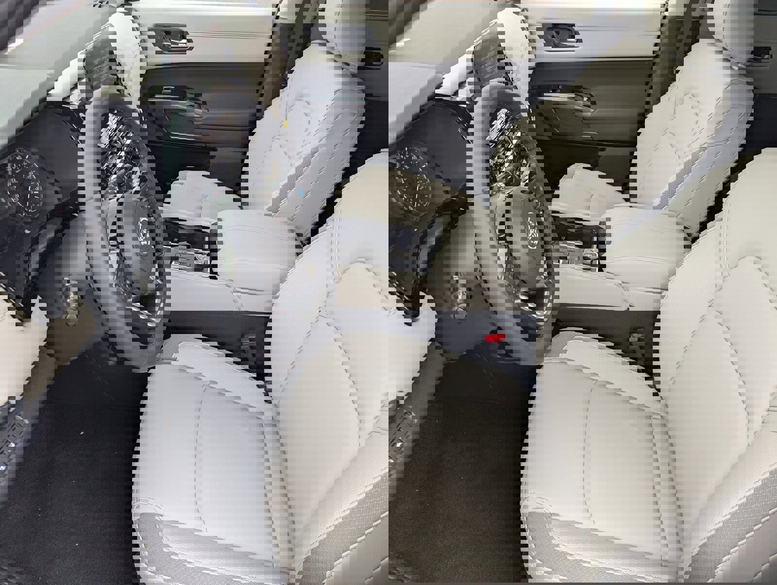 New 2025 Nissan Pathfinder SL image 13