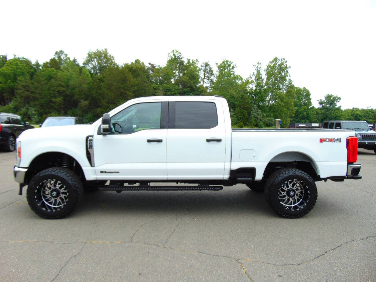 Used 2025 Ford F250 XLT AWD/4WD image 25