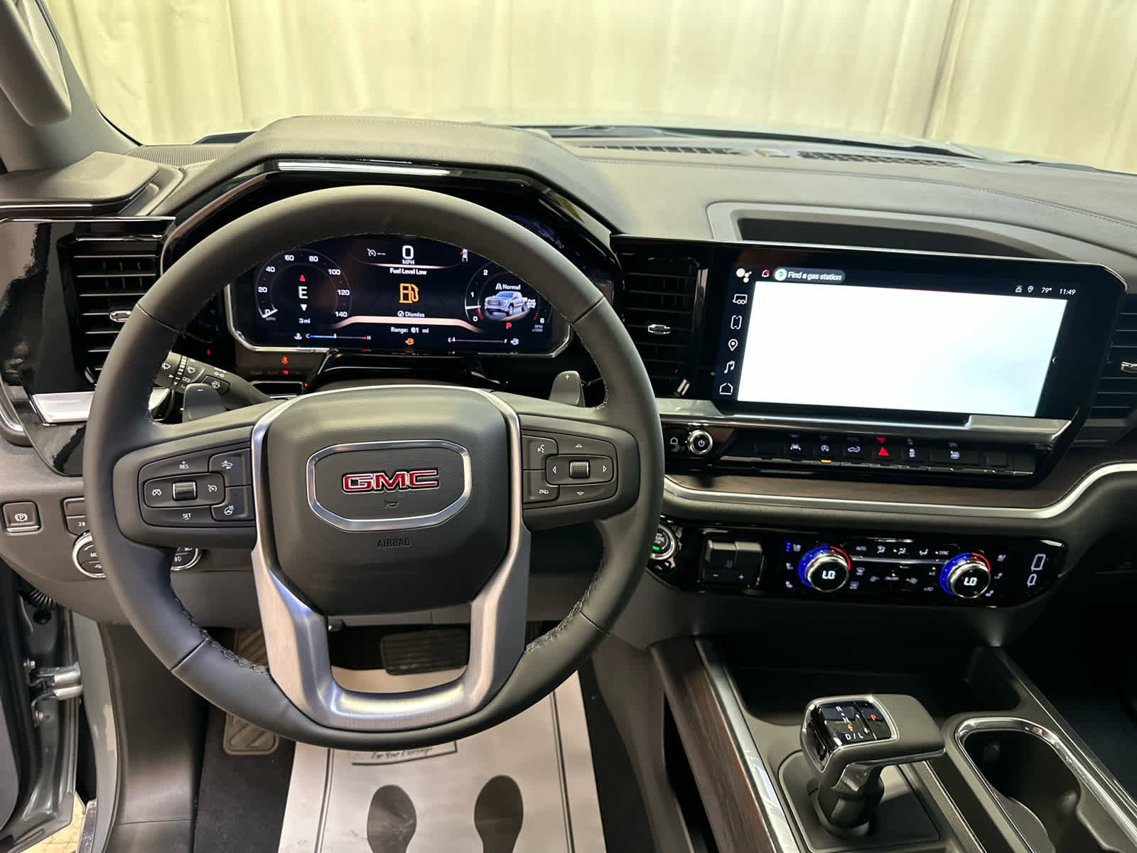 New 2026 GMC Sierra 1500 SLT w/ SLT Convenience Package image 3