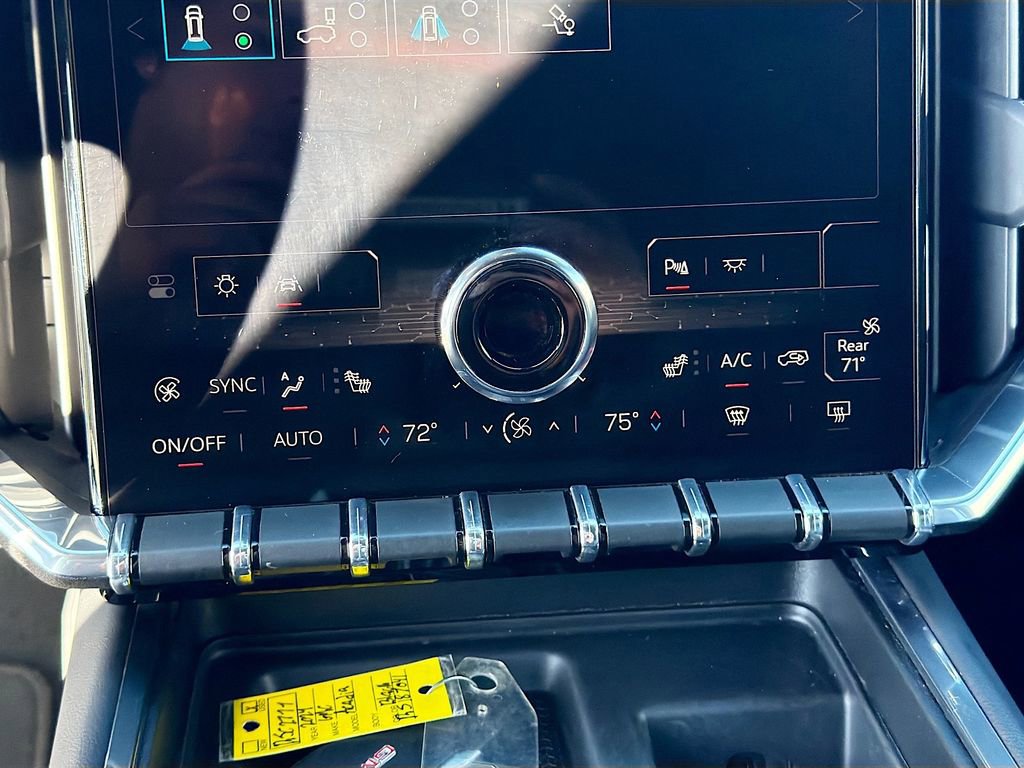 Used 2024 GMC Acadia Elevation image 33