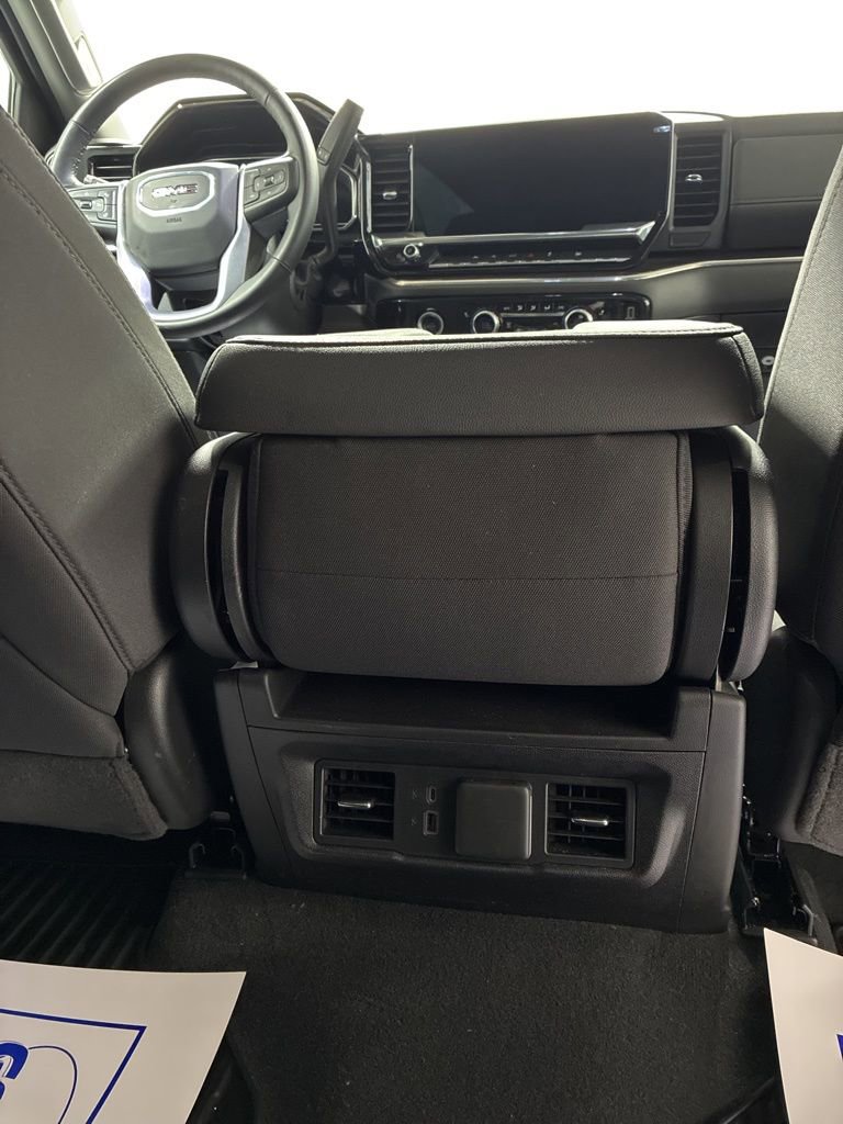 Used 2024 GMC Sierra 1500 Elevation image 22