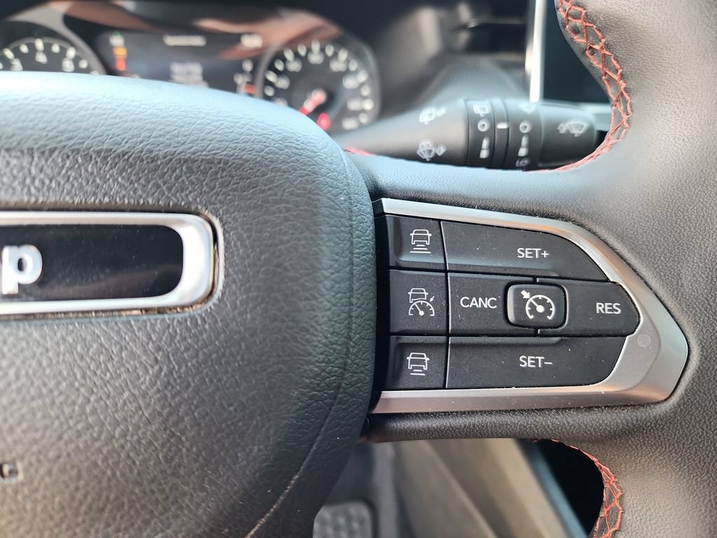 Certified 2025 Jeep Compass Trailhawk AWD/4WD image 19