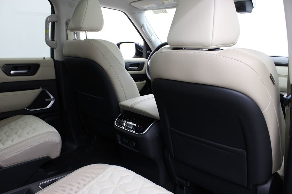 New 2026 Nissan Armada Platinum image 23