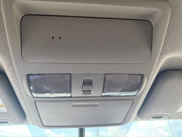 Used 2015 Nissan Xterra PRO-4X w/ Pro-4x Leather Package AWD/4WD image 21
