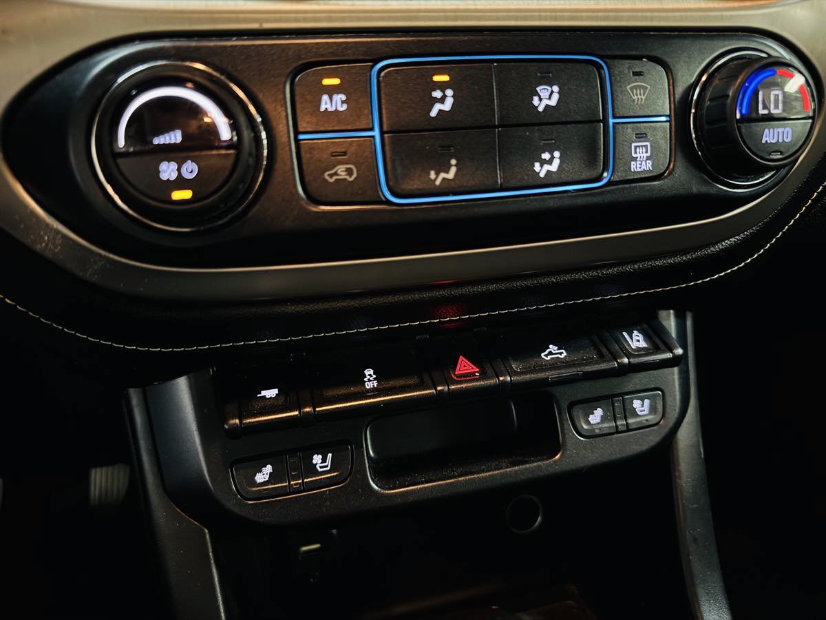 Used 2018 GMC Canyon Denali AWD/4WD image 21