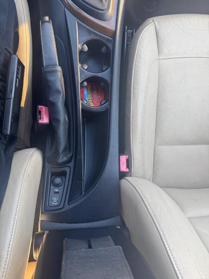 Used 2013 BMW 128i Convertible w/ Premium Pkg image 33