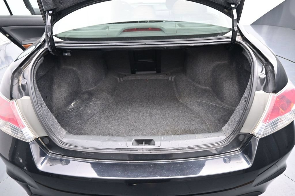 Used 2011 Honda Accord EX image 21