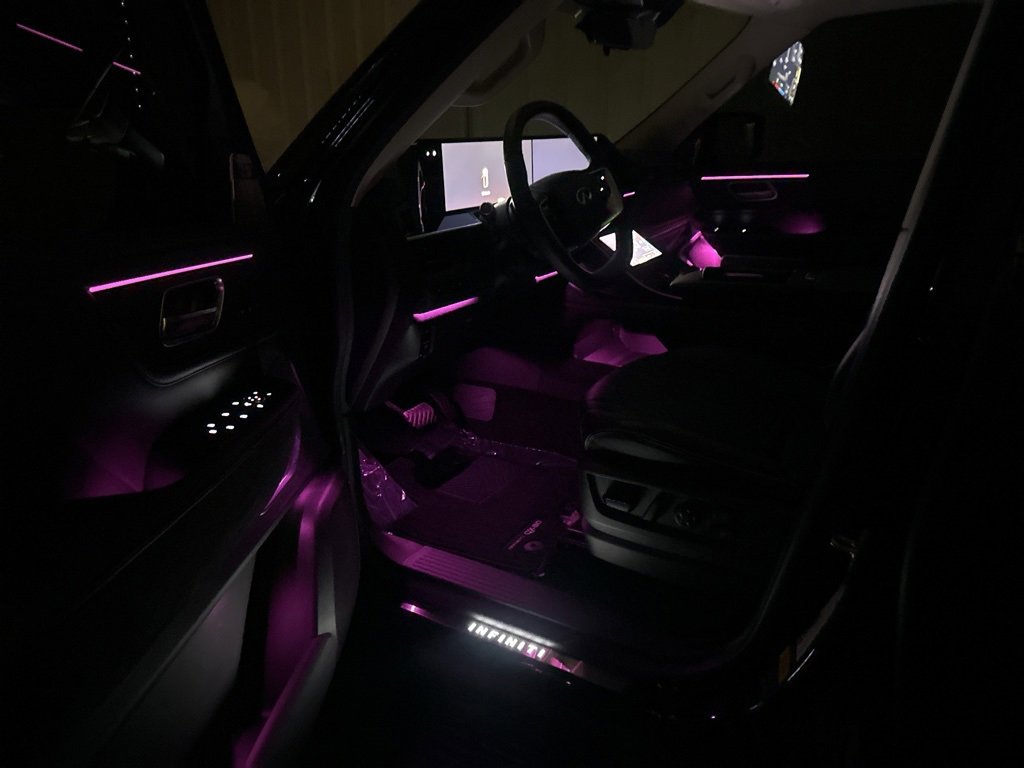 Certified 2025 INFINITI QX80 Sensory image 9