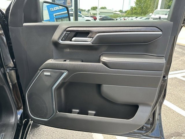 Used 2023 Chevrolet Silverado 1500 LTZ image 10