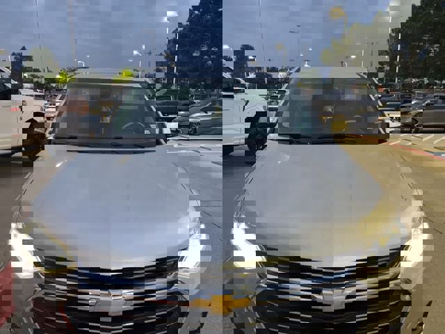 Used 2018 Chevrolet Traverse LT image 4