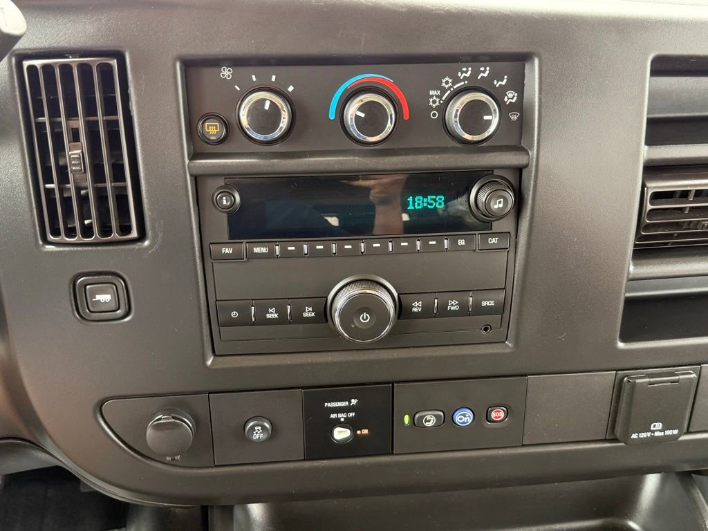 Used 2022 Chevrolet Express 3500 LS RWD image 30