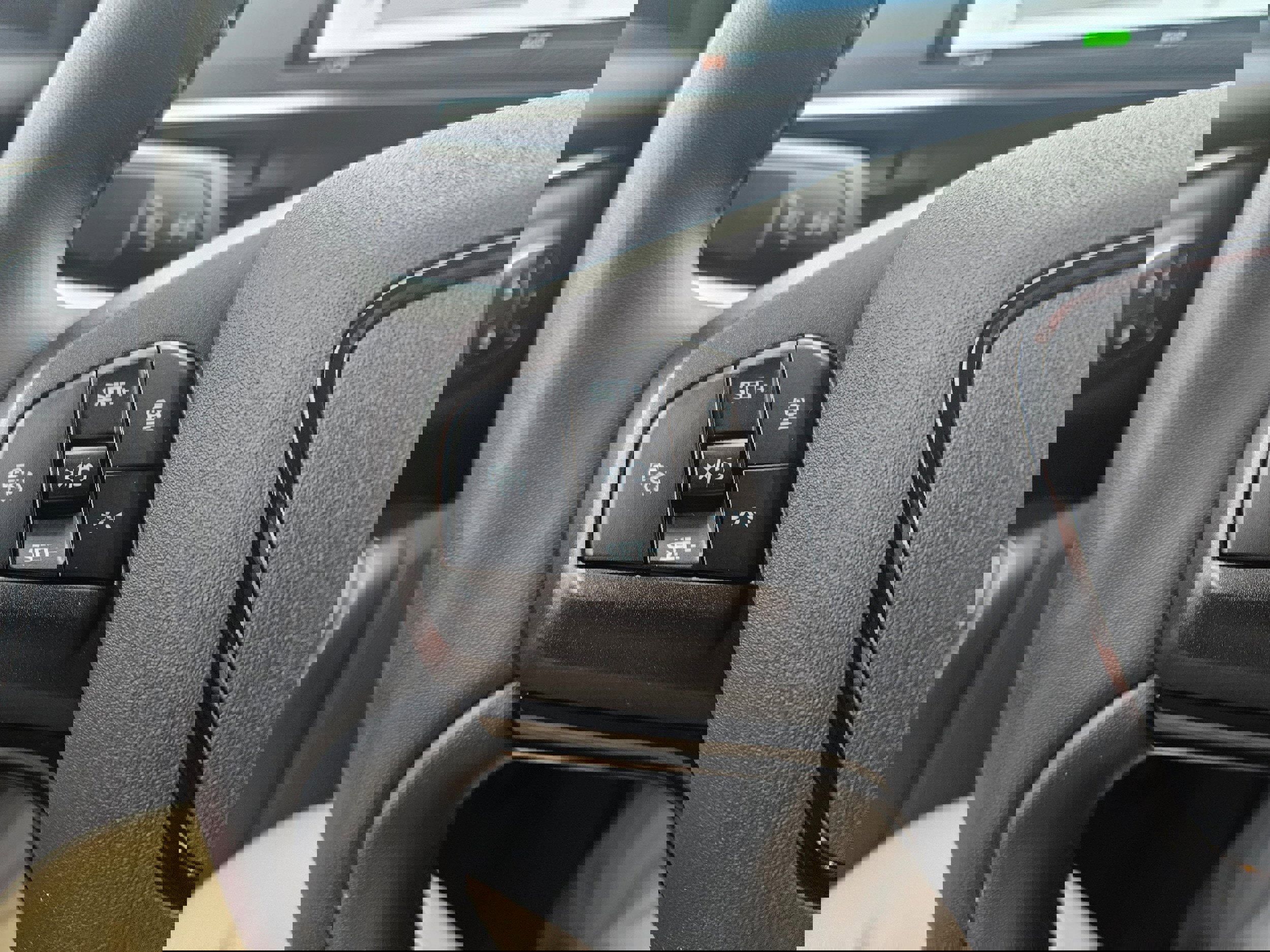 Certified 2021 Ford Mustang Mach-E Select w/ Comfort/Appearance Package image 21