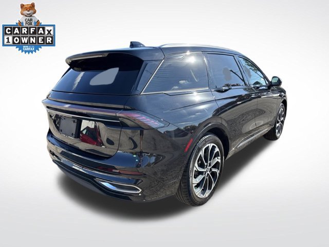 Used 2024 Lincoln Nautilus Reserve w/ Equipment Group 202A AWD/4WD image 11