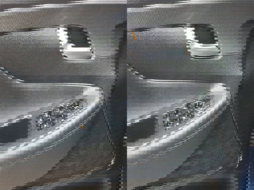 Used 2023 Hyundai Santa Fe XRT w/ Cargo Package image 10