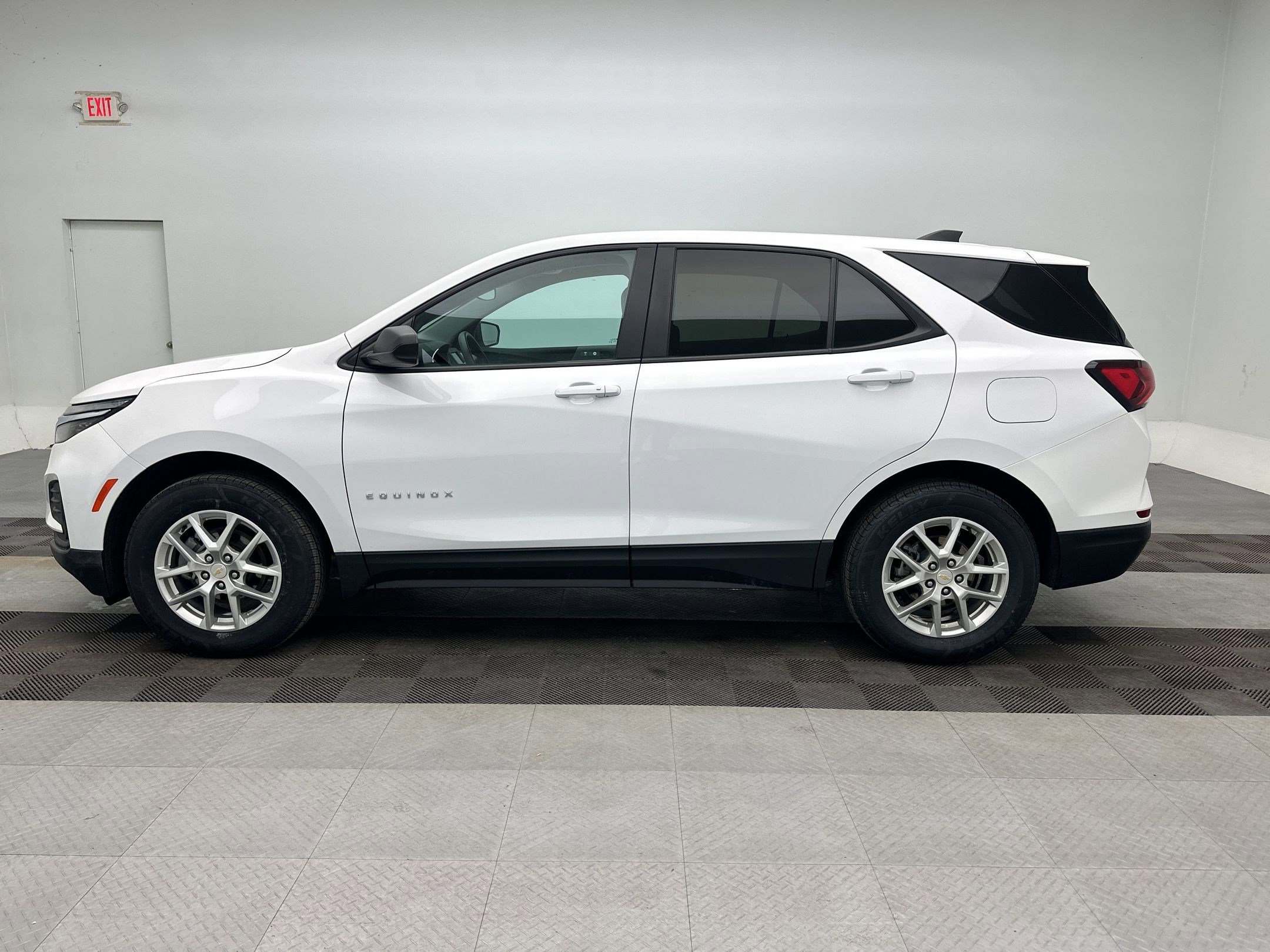 Certified 2023 Chevrolet Equinox LS w/ LS Convenience Package AWD/4WD video 2