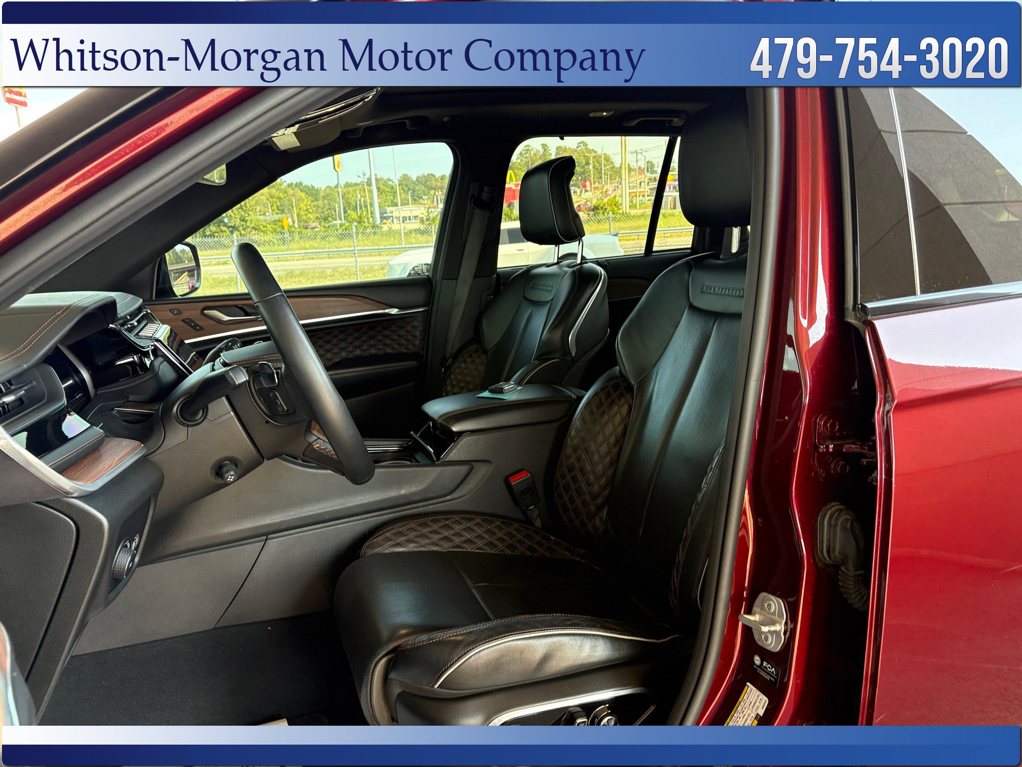 Used 2022 Jeep Grand Cherokee Summit w/ Luxury Tech Group V AWD/4WD image 9