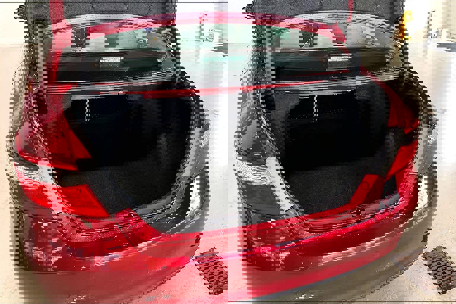 Used 2017 Toyota Camry LE FWD image 16