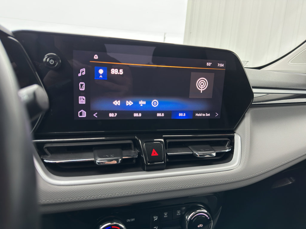 Used 2024 Chevrolet TrailBlazer LT w/ Convenience Package image 11