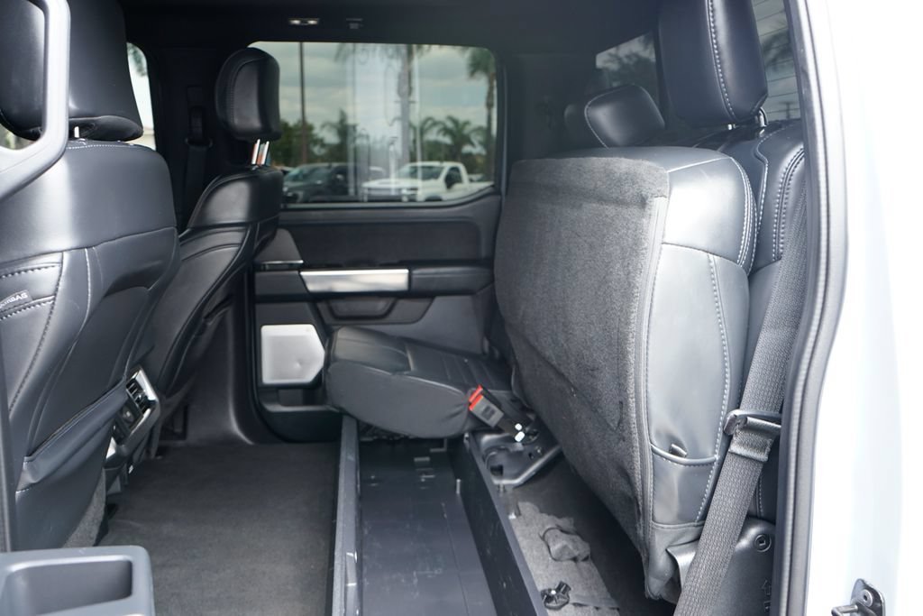 Used 2025 Ford F450 Platinum w/ FX4 Off-Road Package AWD/4WD image 41