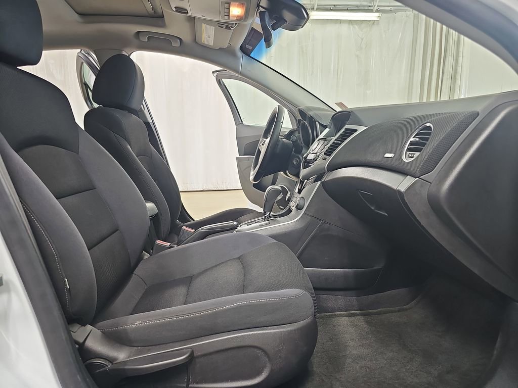Used 2014 Chevrolet Cruze LT w/ All-Star Edition image 13
