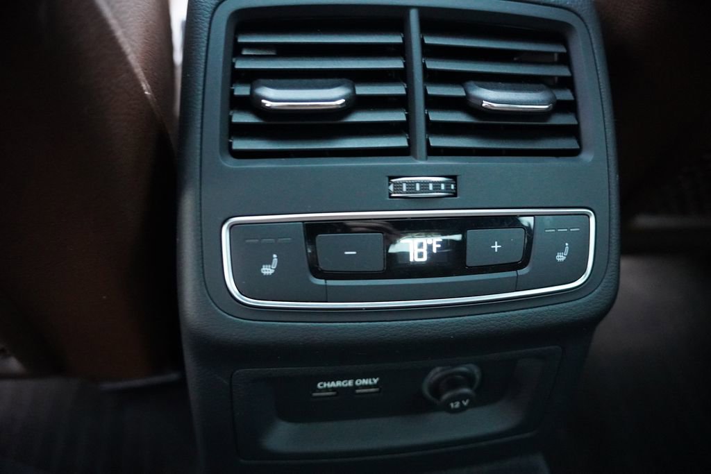 Used 2019 Audi A4 2.0T Premium Plus w/ Premium Plus Package image 18