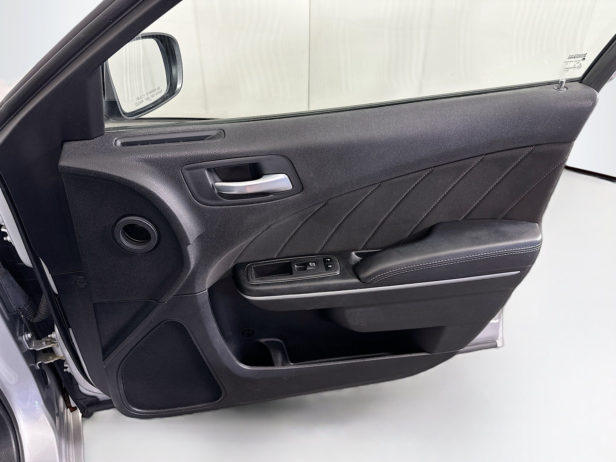 Used 2022 Dodge Charger SXT RWD image 30