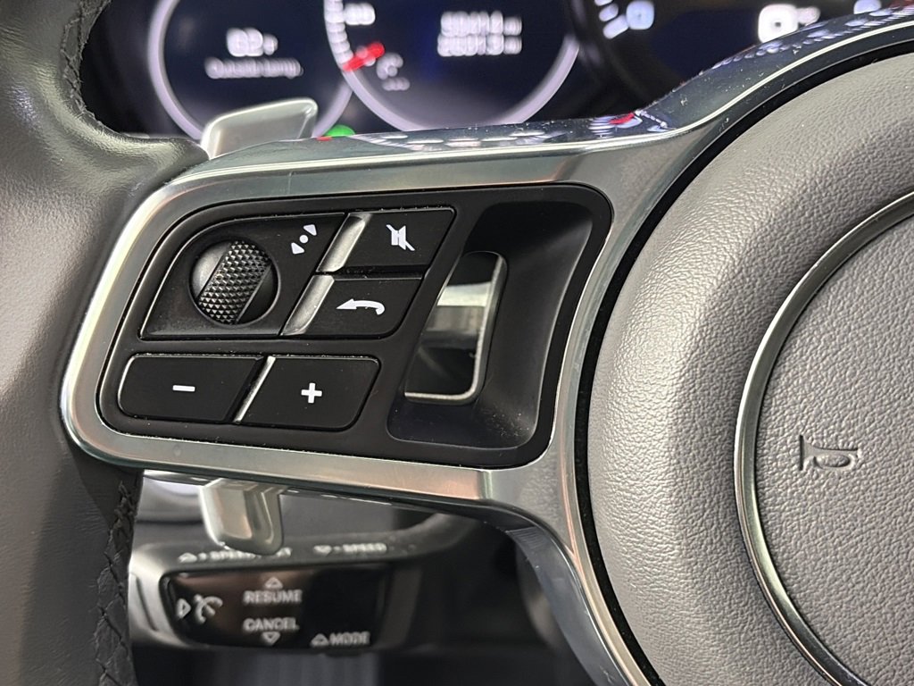 Used 2020 Porsche Cayenne image 17