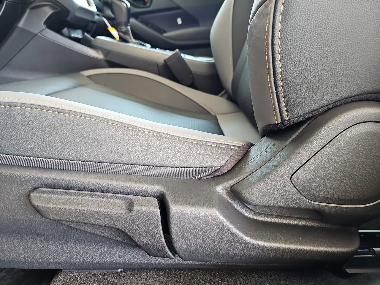 Certified 2025 Subaru Crosstrek 2.5i Wilderness w/ Crosstrek Mirror Package AWD/4WD image 34