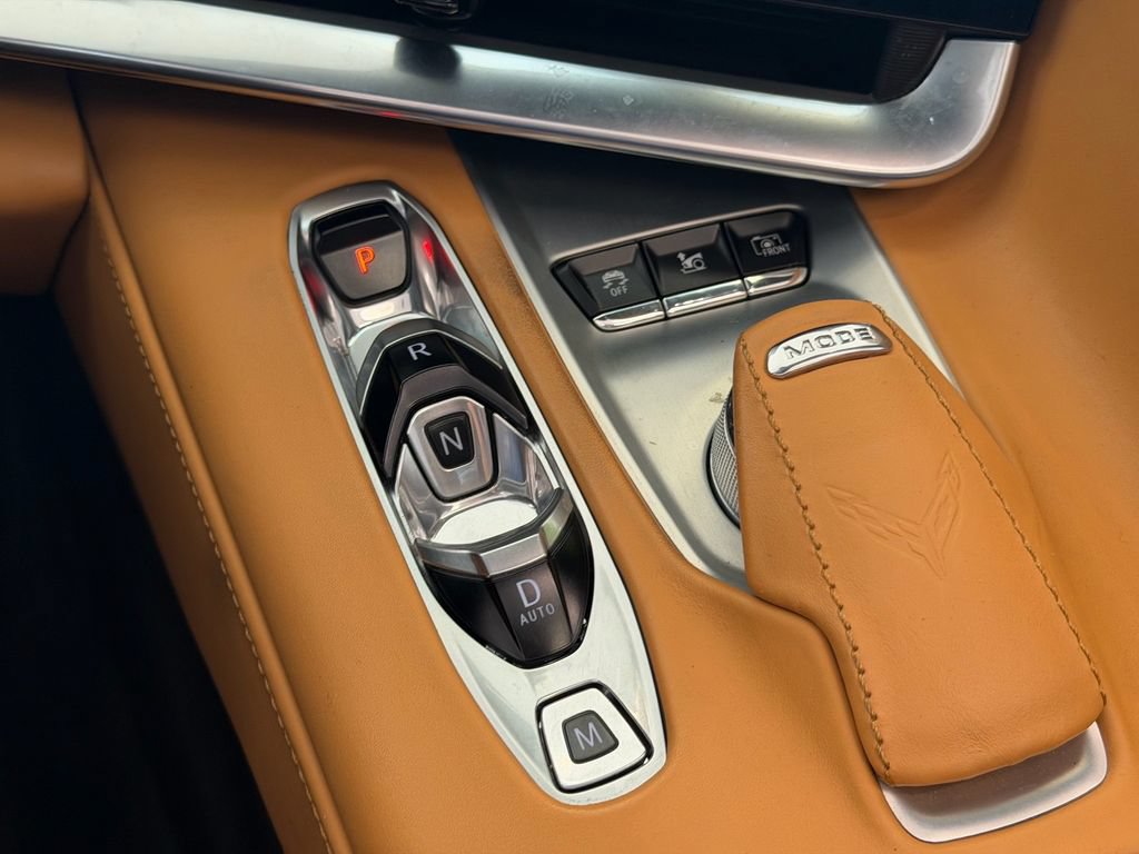 Used 2021 Chevrolet Corvette Stingray Premium Conv w/ Z51 Performance Package RWD image 18