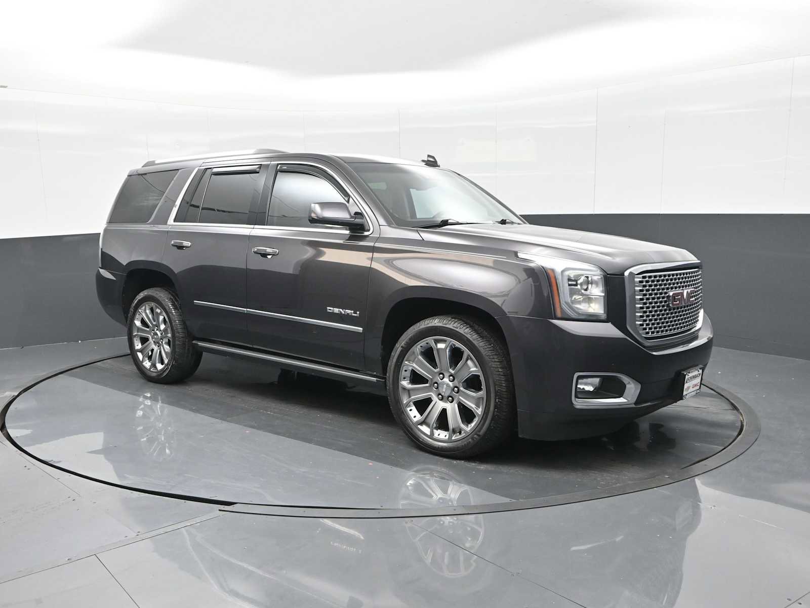 Used 2015 GMC Yukon Denali w/ Premium Package