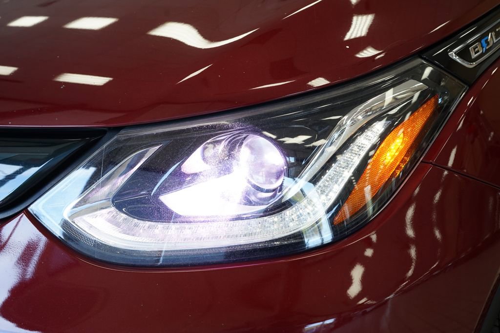 Used 2018 Chevrolet Bolt Premier w/ Driver Confidence II Package FWD image 22