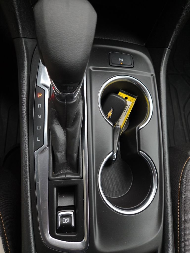 Certified 2024 Chevrolet Equinox LT w/ LPO, Floor Liner Package image 33