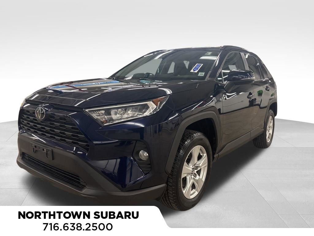 Used 2020 Toyota RAV4 XLE w/ Carpet Mat Package AWD/4WD image 1