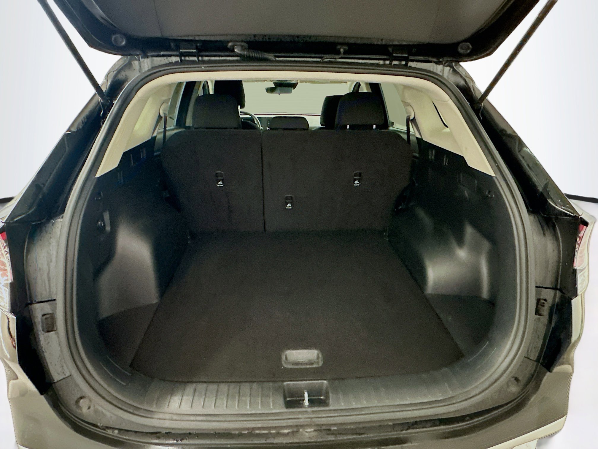 Used 2025 Kia Sportage LX image 29