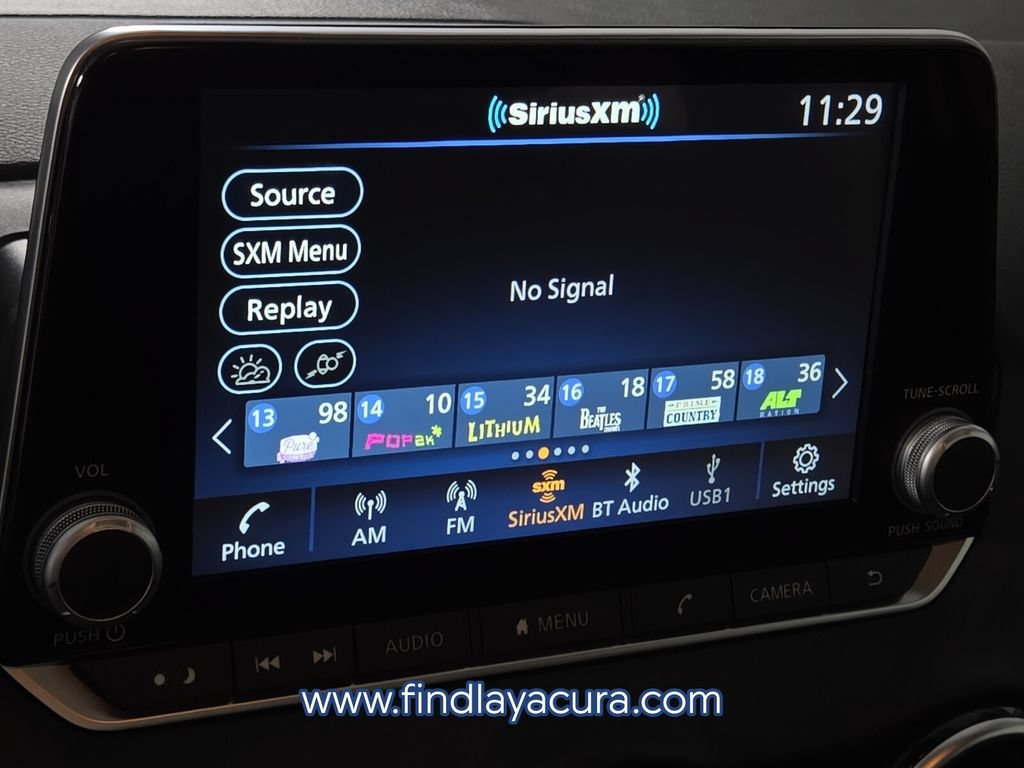 Used 2024 Nissan Sentra SV FWD image 22