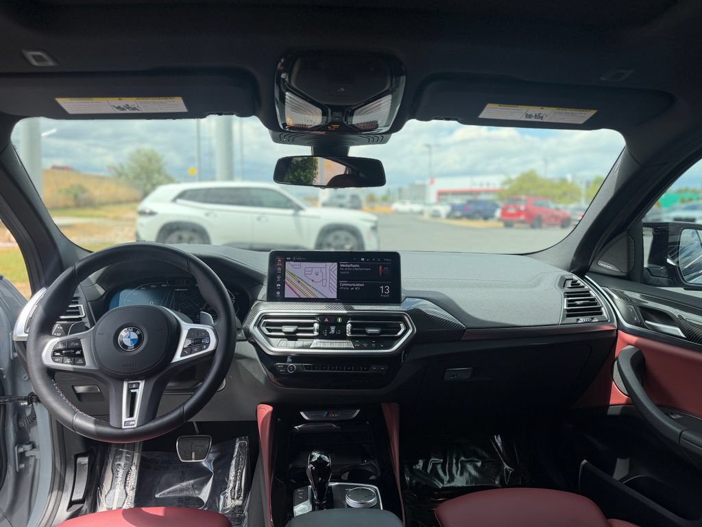 Used 2024 BMW X4 M40i AWD/4WD image 15
