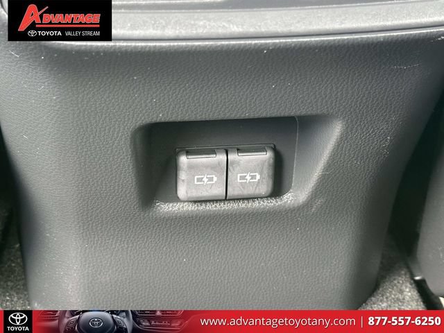 Used 2023 Toyota RAV4 XSE w/ Weather Package AWD/4WD image 16